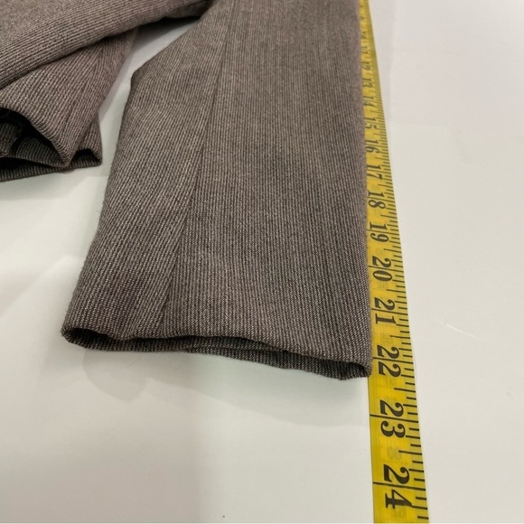 Talbots Petite Sz 6 100% Wool Blazer Classic Minimalist Button Closure Jacket - Picture 13 of 13